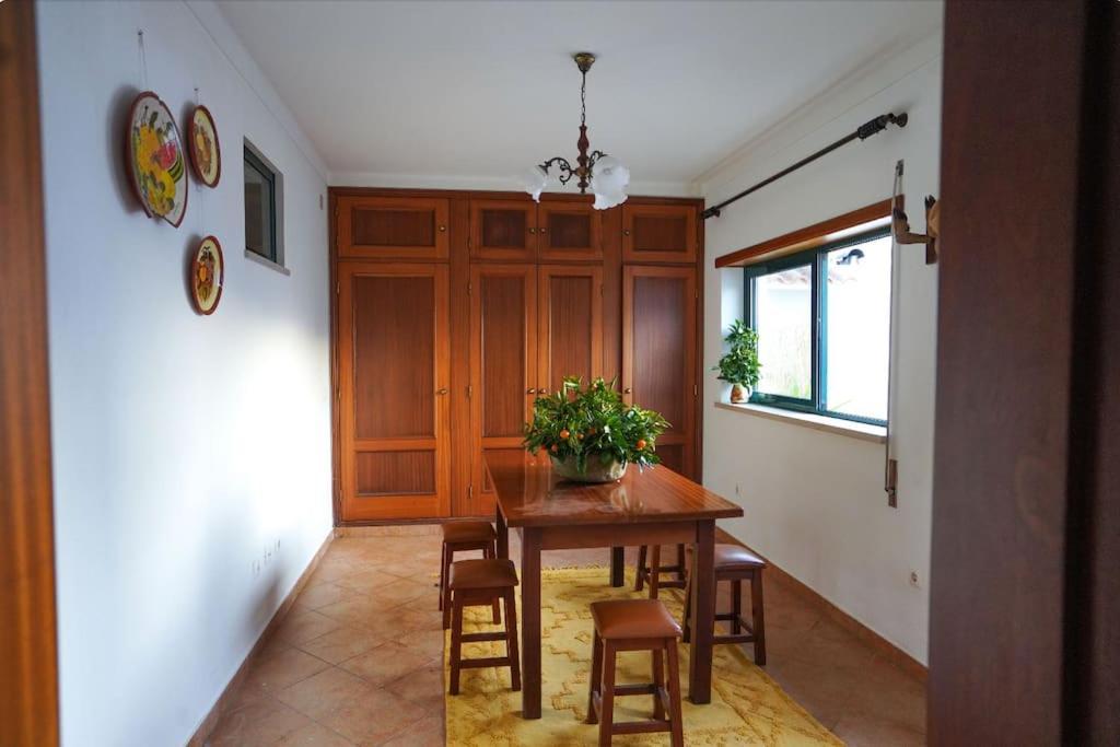 Casa Refugio Com Patio Interior Alcobaça