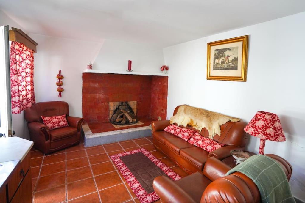 Casa Refugio Com Patio Interior * Alcobaça